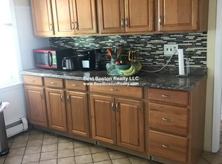 29 Chetwynd Rd #B, Somerville, MA 02144