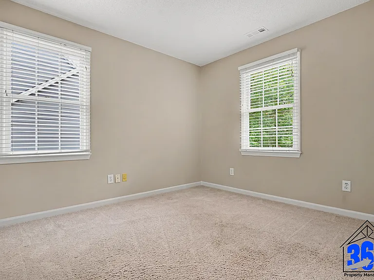 5524 Edgebury Rd — Photo 19