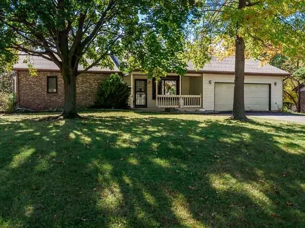 530 Adams St, Rockton, IL 61072