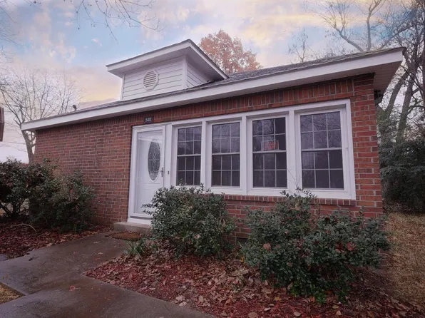 500 S Main St, Leachville, AR 72438