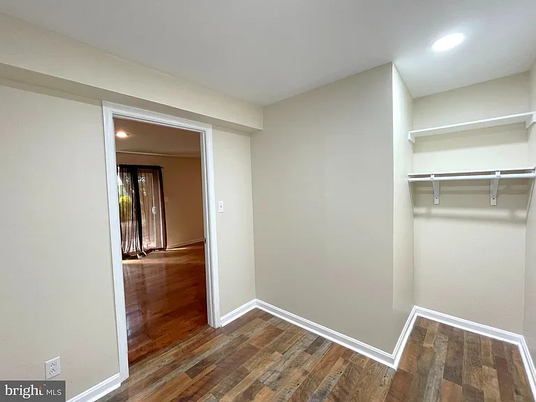 21822 Ronald Dr — Photo 20