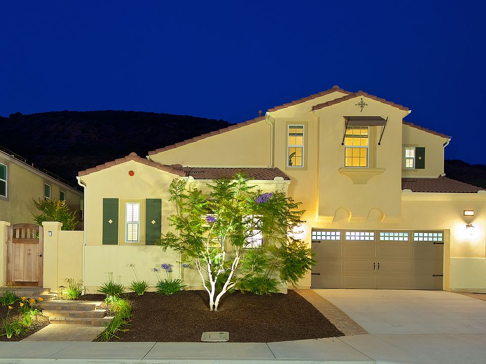 1st image of 897 Tucana Dr