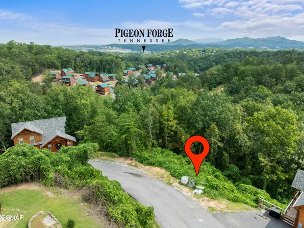 8 Pine Valley Way, Sevierville, TN 37862