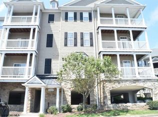 2616 Suncrest Vlg, Morgantown, WV 26505