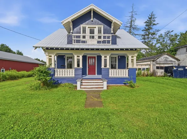 329 Center St, Bear Lake, PA 16402