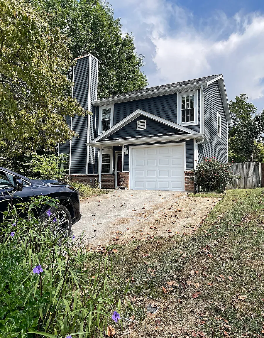 3 bed, 1248 sqft, $1,950 — Photo 1