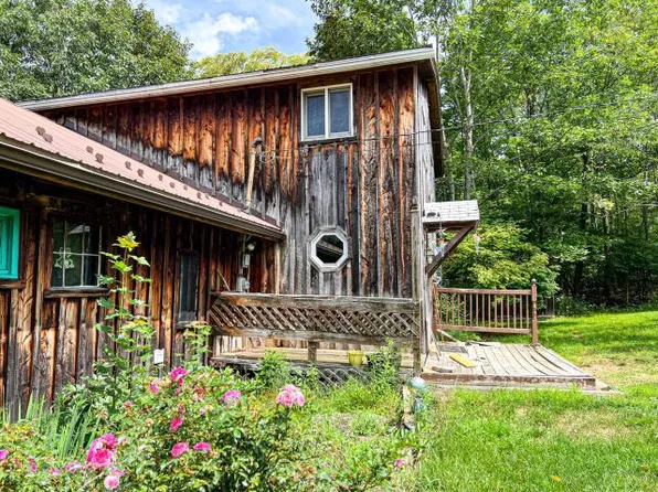 915 Elk Rd, Warren, PA 16365