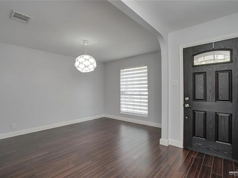 3205 San Fabian St — Photo 17