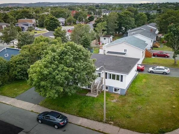 2 MacGregor Street, St. John's, NL A1A3H6