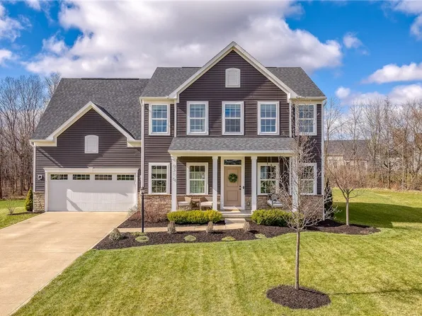 6316 Shadow Creek Dr, Medina, OH 44256
