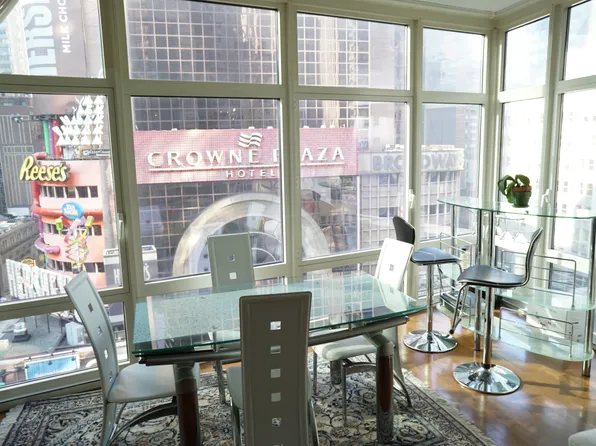 1600 Broadway APT 10C, New York, NY 10019