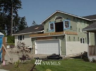 1176 SW Harbor Vista Dr, Oak Harbor, WA 98277