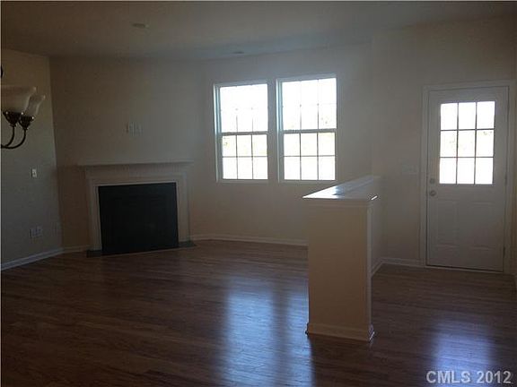 5th image of 8991 Lanark Ln Unit 37