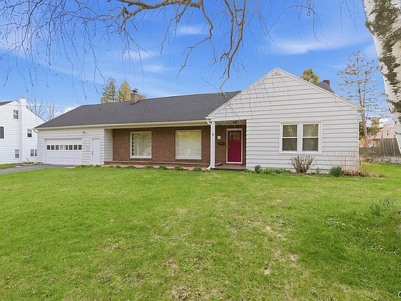 4th image of 111 Fiordon Rd