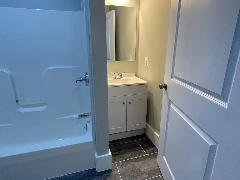 125 E Broadway St #3 — Photo 12