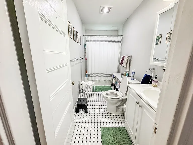 52 Fayette St #1 — Photo 16