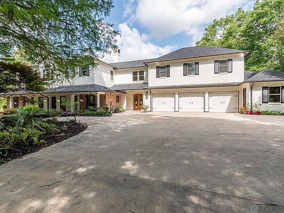 4th image of 13147 Deerpath Way