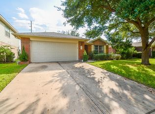 17923 Rose Hill Park Ln, Cypress, TX 77429