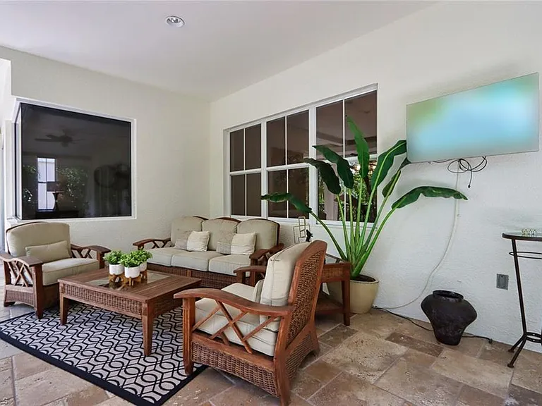 2868 Tiburon Blvd E #102 — Photo 20