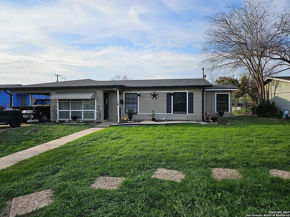 1st image of 207 PICKWELL DR