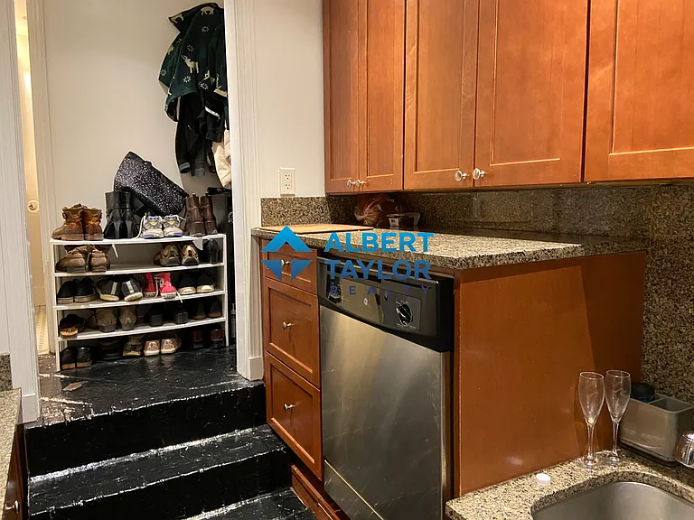 Kitchen (Occupied)