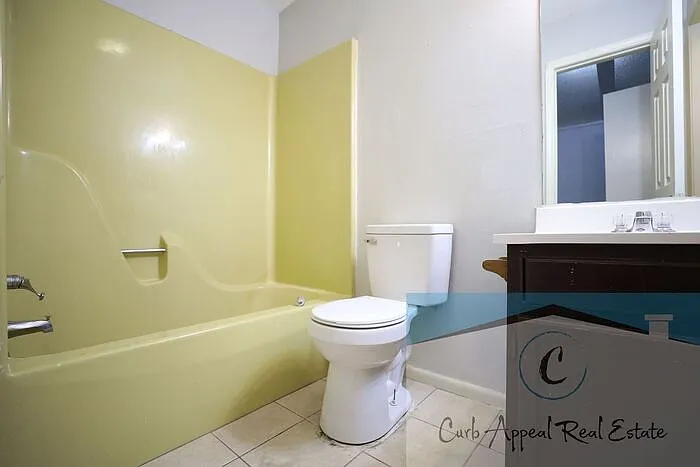 509 Marshall St #A — Photo 8