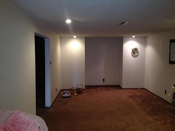 5th image of 57043 Downy Ct