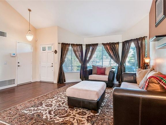 3rd image of 1780 Rockcrest Dr