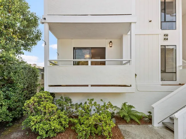 454 Cypress Ave, Half Moon Bay, CA 94019