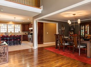 2628 Dorset Rd, Columbus, OH 43221