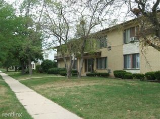 4812 N 104th St APT 6, Milwaukee, WI