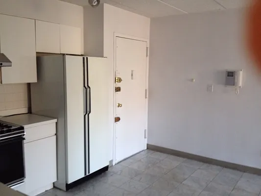 Rented by 18 REALTY | media 19