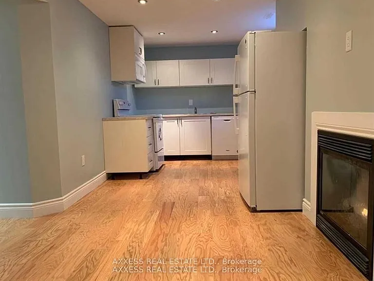 58 Spadara Dr — Photo 6