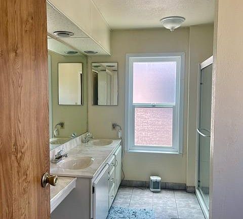 5th image of 206 Jane Way #122