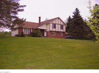 12245 Sperry Rd, Chesterland, OH 44026