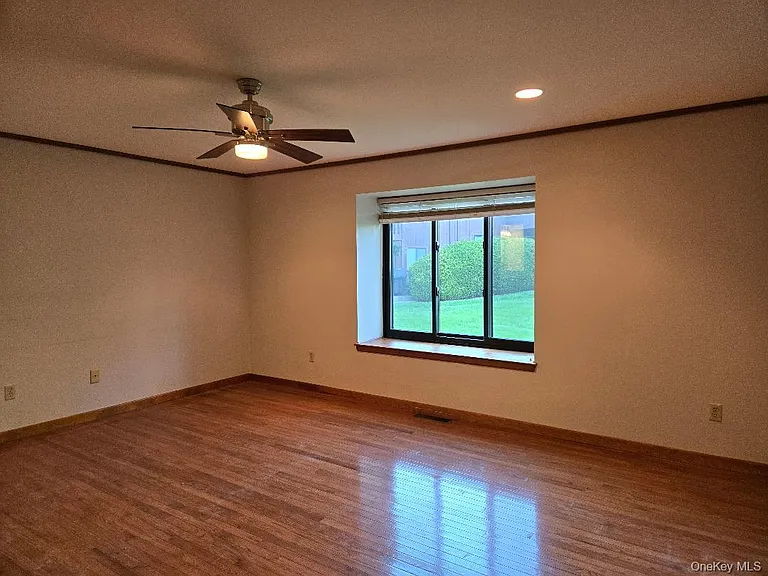 731 Panorama Dr — Photo 26
