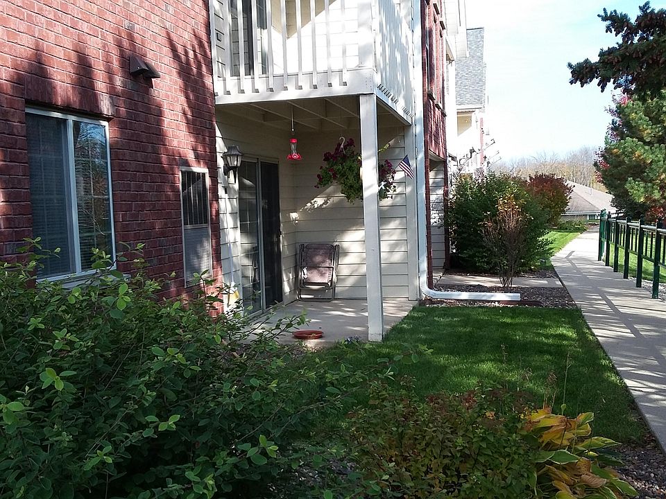 1st image of 1996 Parknoll Ln Unit 16