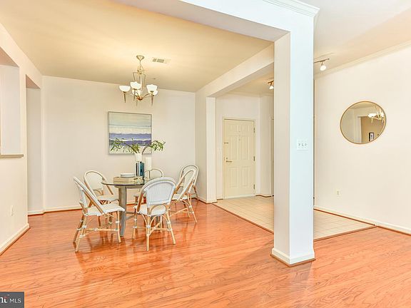 5th image of 310 High Gables Dr APT 104