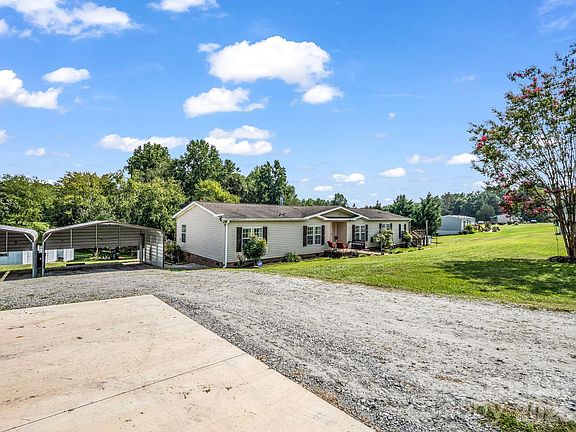 3rd image of 310 Brooks Road Ext