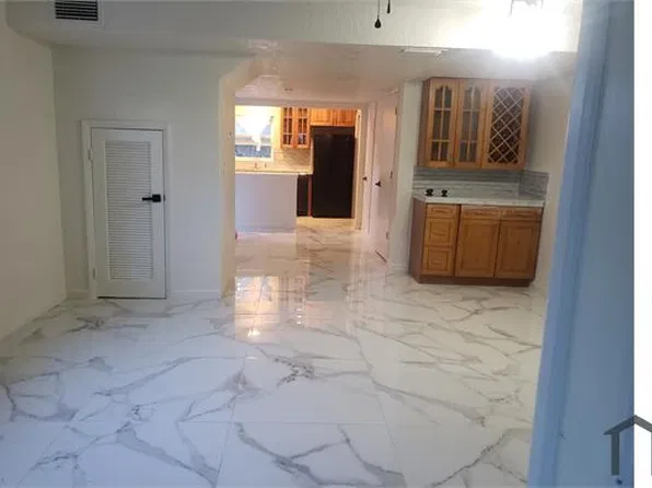 397 Sunshine Dr, Pompano Beach, FL 33066