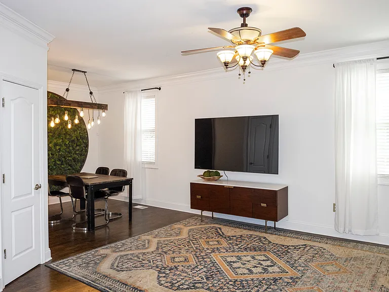 2038 East Dr — Photo 28