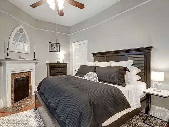 5th image of 814 Drayton Street