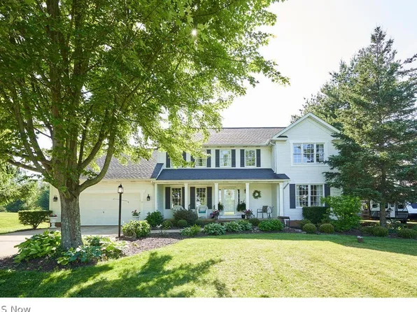 1460 Stony Hill Rd, Hinckley, OH 44233