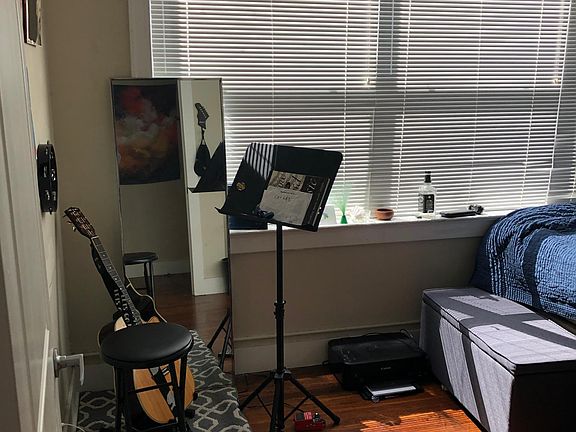 3rd image of 1605 16th Ave S APT 102