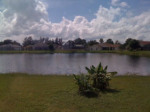 4th image of 427 Otter Creek Dr