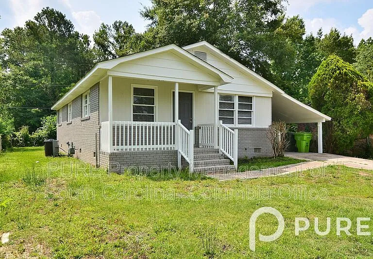 2628 Windy Dr — Photo 2