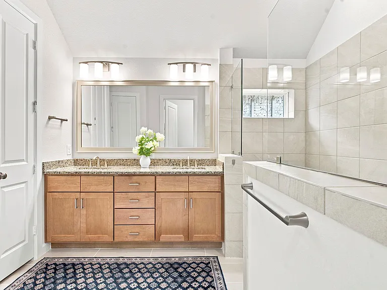 1042 Windy Creek Path — Photo 45
