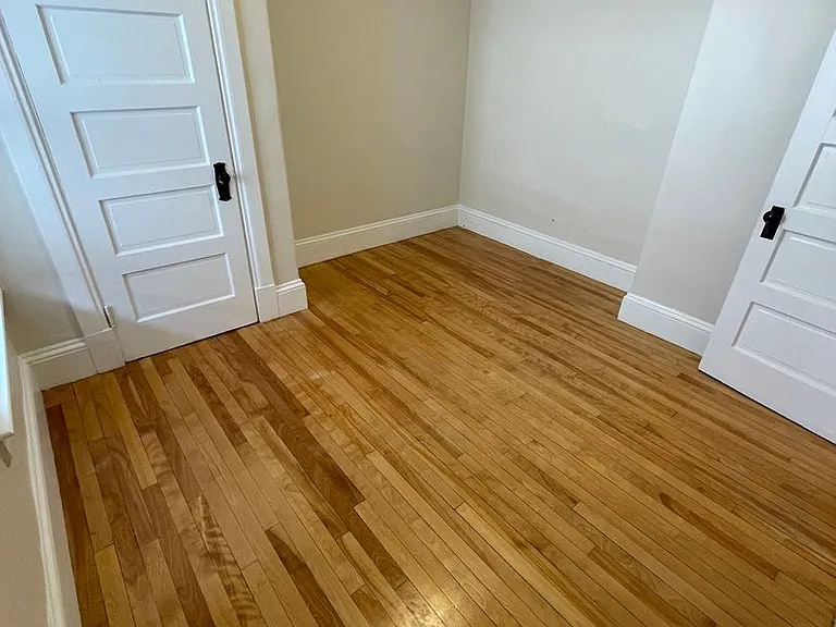 669 Chestnut St — Photo 22