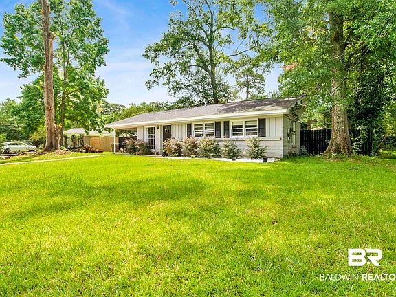 4th image of 3105 Rand Ct