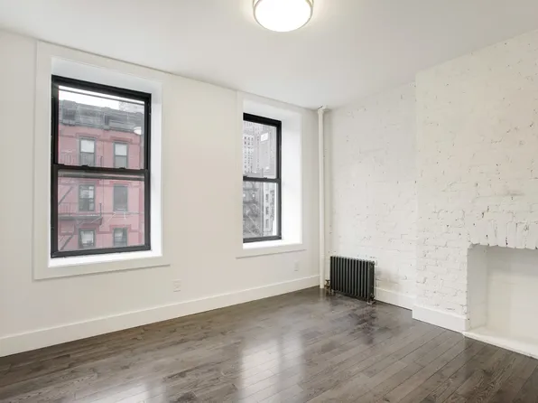 348 West 47th Street image 3 of 6